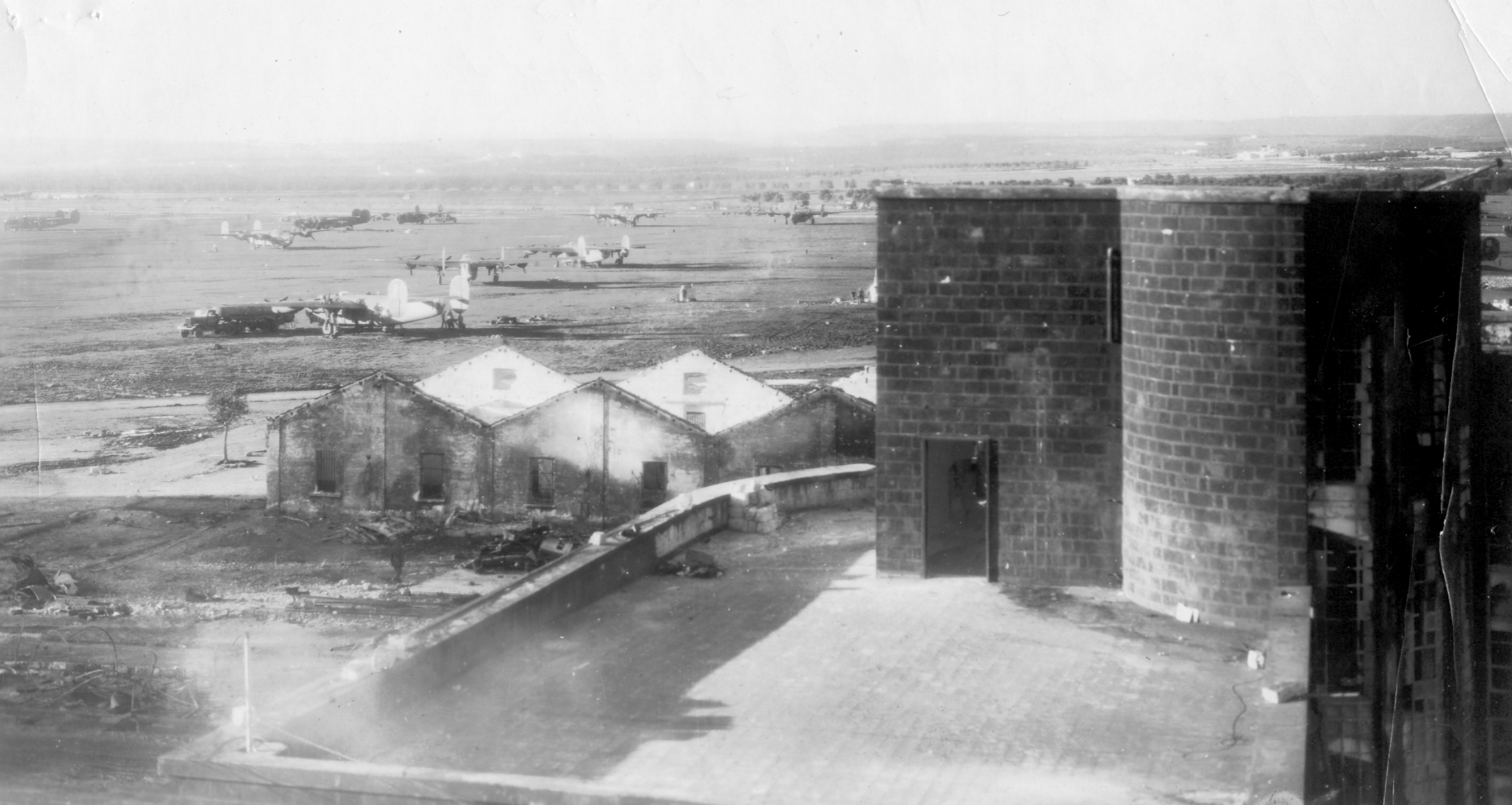 Pg11-ViewFromAtop449thHQBldg-Grottaglie-Jan1944